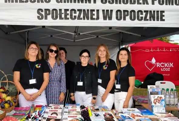Powiatowy Piknik Zdrowia w Opocznie – seniorzy zadbali o kondycję