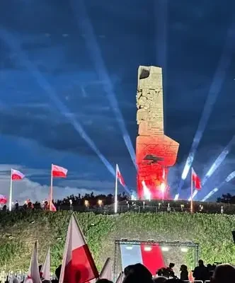 Opoczyńskie Stowarzyszenie Historyczne HUBAL uczciło pamięć Obrońców Westerplatte