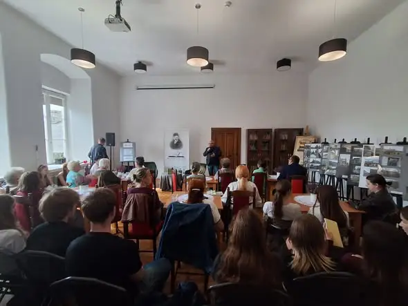 Narodowe Czytanie „Dziadów” w Opocznie – literatura łączy pokolenia