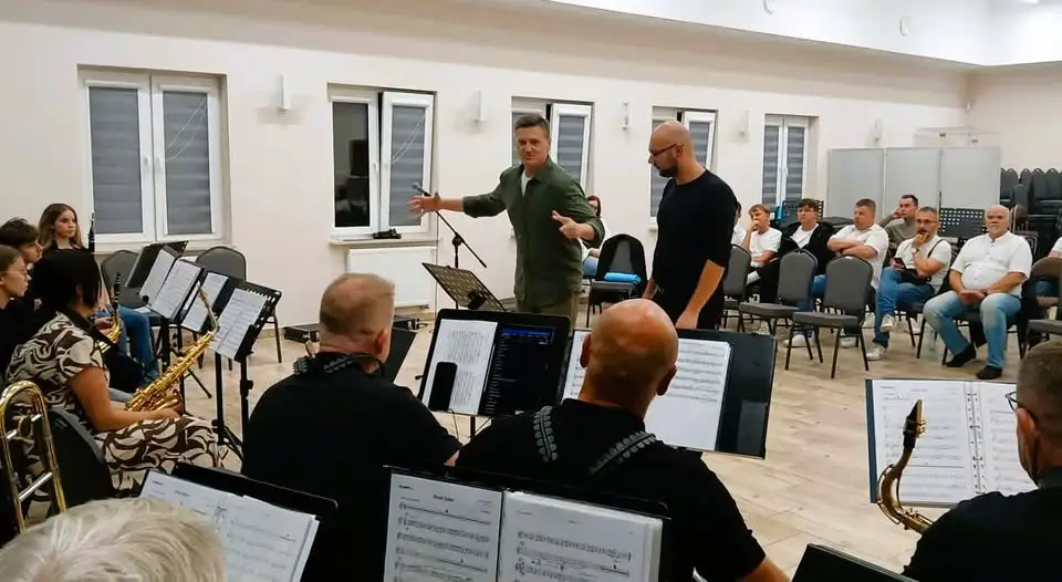 Opoczyńska Orkiestra Miejska na warsztatach z płk. Mariuszem Dziubkiem
