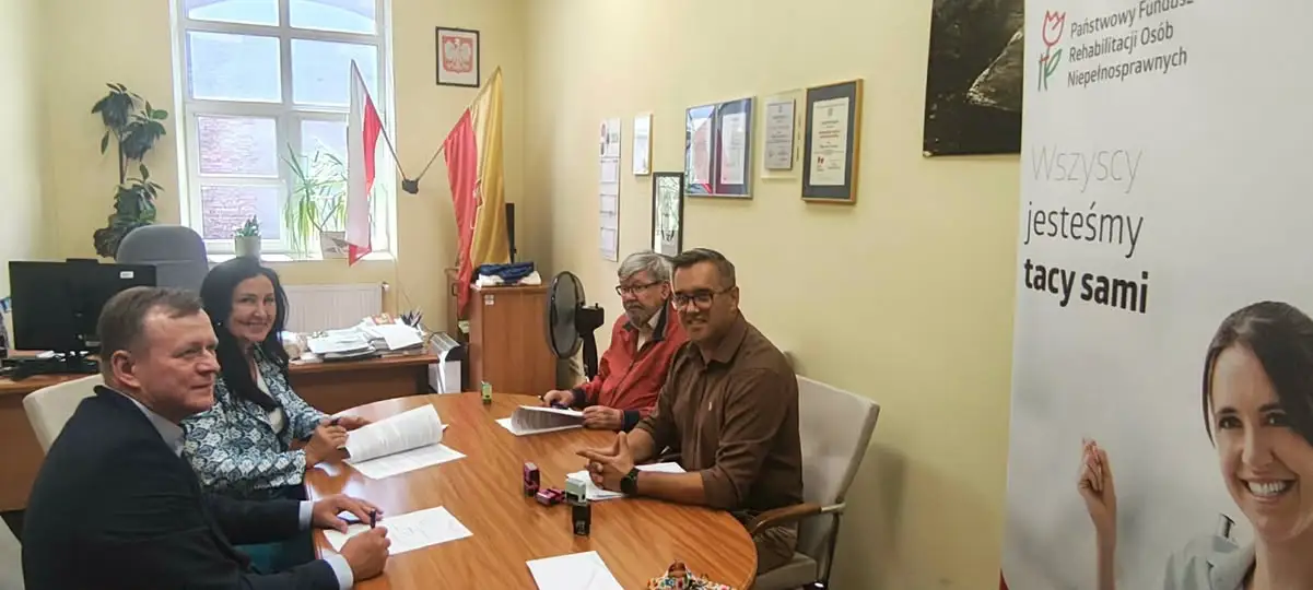 Powiat Opoczyński pozyskał fundusze PFRON na wsparcie osób z niepełnosprawnościami
