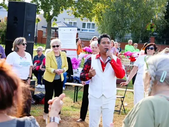 Gminny Dzień Seniora w Opocznie – koncert Alexandra Martineza zachwycił publiczność