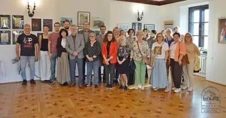 Wystawa malarstwa stowarzyszenia INDYGO w Muzeum Regionalnym w Opocznie