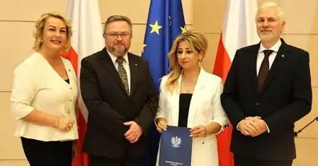Dyrektor Przedszkola nr 2 w Opocznie z nagrodą Łódzkiego Kuratora Oświaty